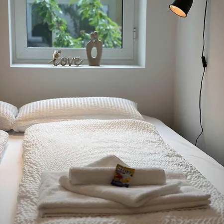 Apartmán Juraperle - Historisch Und Modern - 5 *