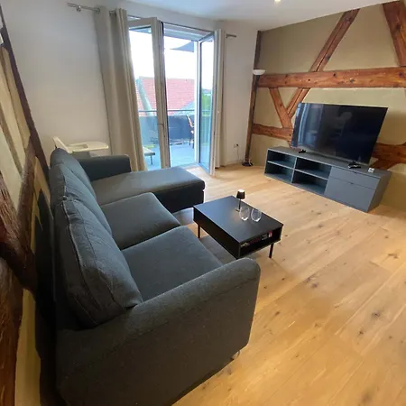 Apartmán Juraperle - Historisch Und Modern - 5 *
